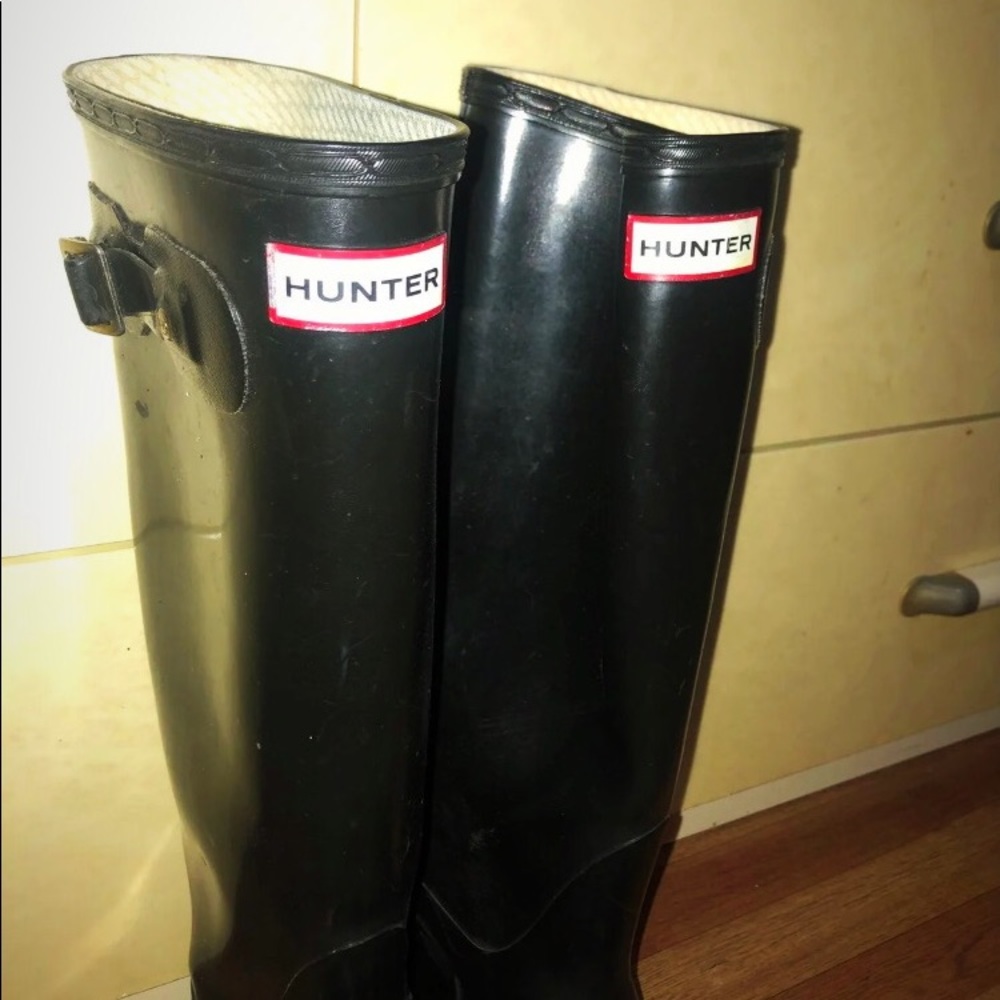 Hunter Black Gloss Rain Boots Size 8 Used
